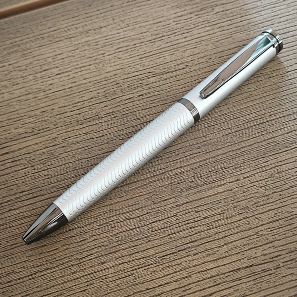 Twist-Action Metal Gel Pen – Refillable Design