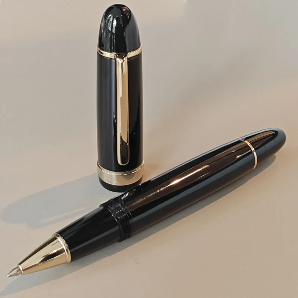 H34b5e0cc2b0245b286b912027cb6f3caN.webp JD 149 Carved-Design Writing Pen – Classic Metal Finish