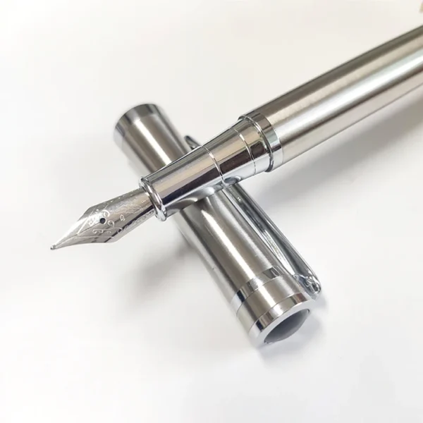 3035 Gold-Tone Steel Fountain Pen