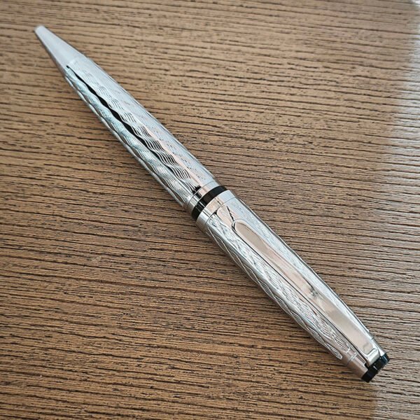 Twist-Action Metal Gel Pen – Refillable Design