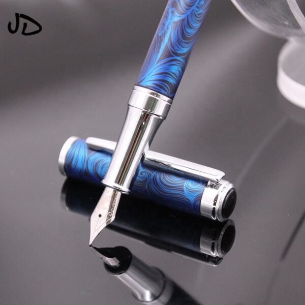 H603a16e3778b418e9801126c7b7ff11e2.jpg_960x960q80.jpg Blue & Red Fountain Pen – Modern Two-Tone Design