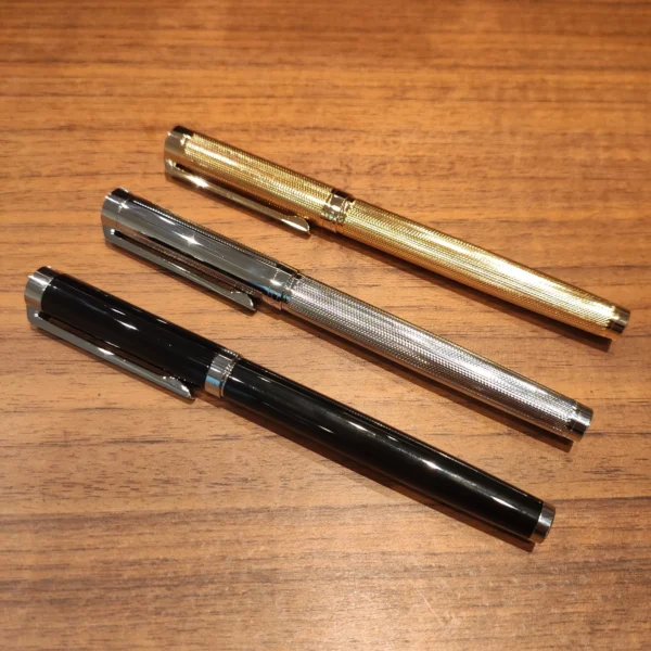 H828dc98ea2ff4711bd697fafe97f6a20E.webp Gold & Silver-Tone Fountain Pen – Elegant Writing Design