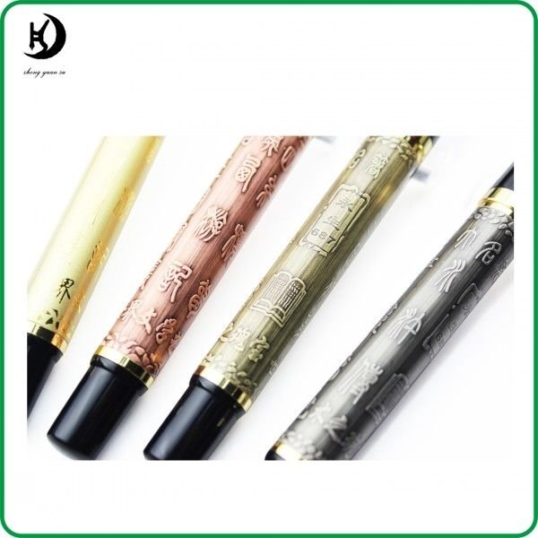 Horse Motif Fountain Pen – Gold-Tone Detail