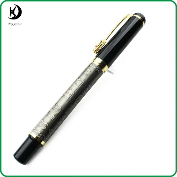 Horse Motif Fountain Pen – Gold-Tone Detail