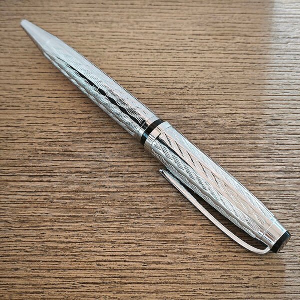 Twist-Action Metal Gel Pen – Refillable Design