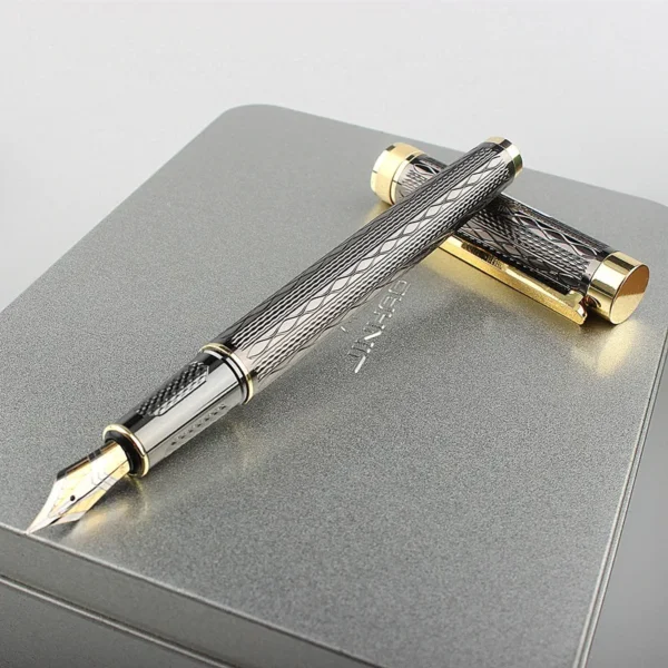 Hc25580e0d0a74387a3bce0b5d93a2169j.webp Executive-Style Metal Fountain Pen – Iridium-Point Nib