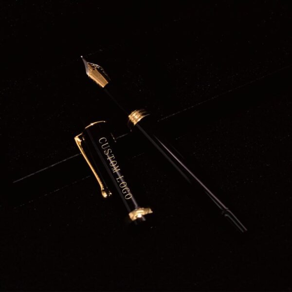 Black Metal Fountain Pen – Classic Iridium-Point Nib