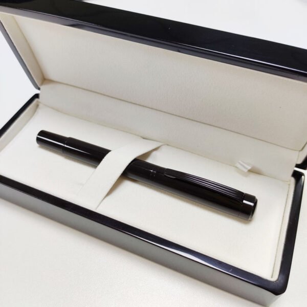 Metal Fountain Pen – Classic Office Style