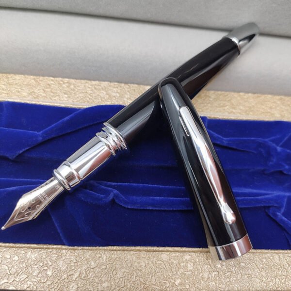 Oversized Fountain Pen – Statement Nib Design